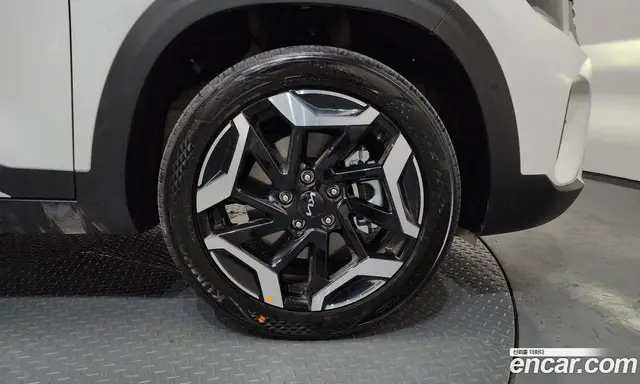 Kia Seltos 2025 1.6 автомат (гидро), миниатюра 7