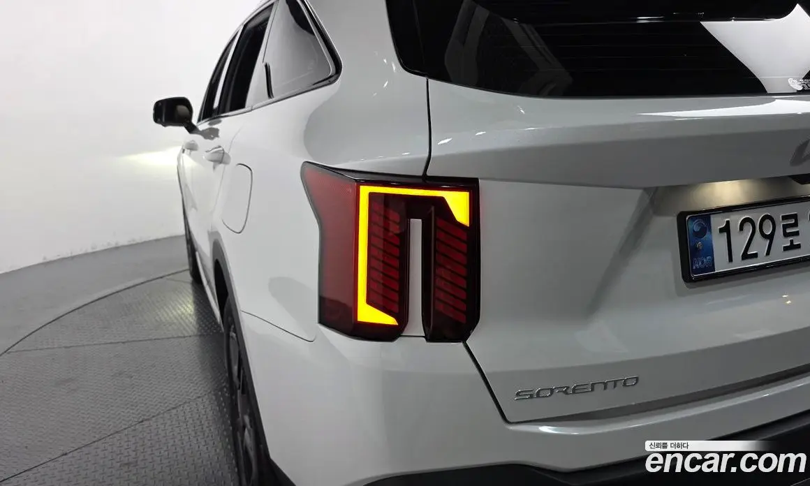 Kia Sorento 2024 1.6 автомат (гидро), фото 9