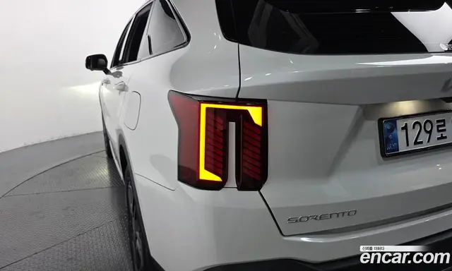 Kia Sorento 2024 1.6 автомат (гидро), миниатюра 9