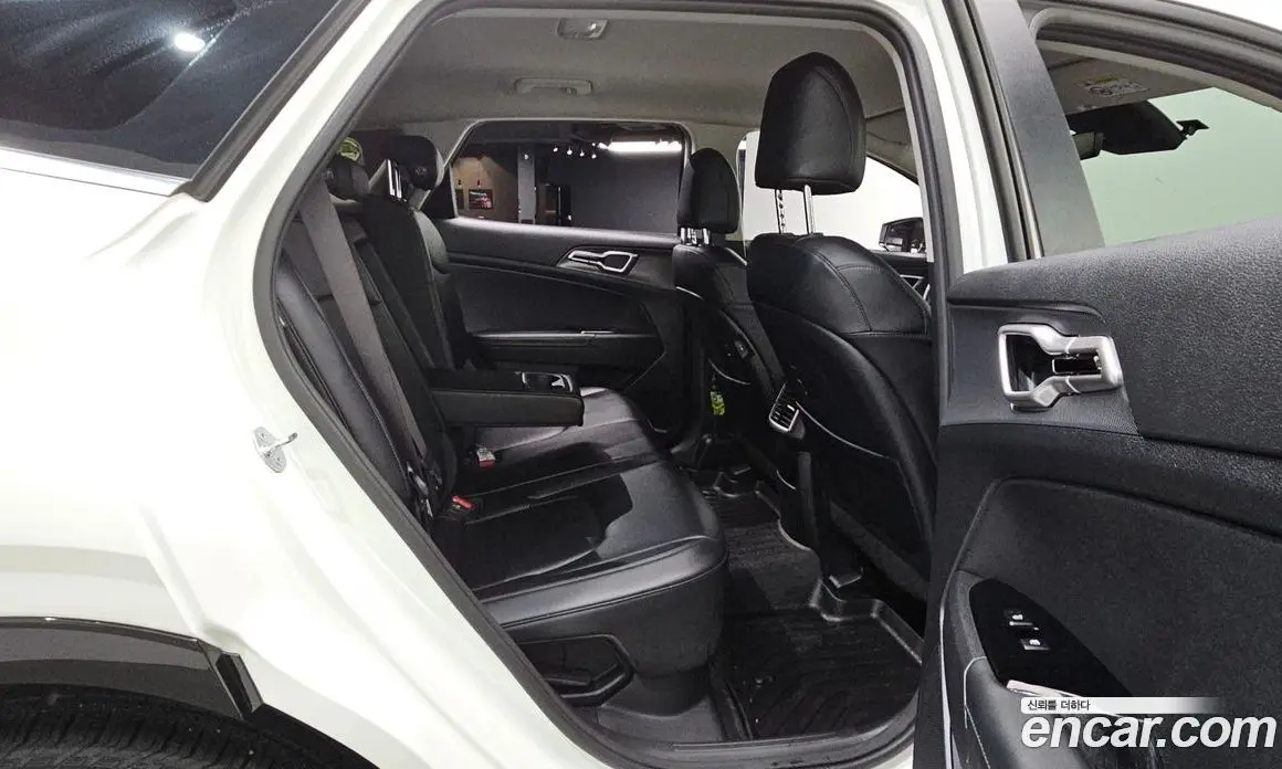 Kia Sportage 2024 1.6 автомат (гидро), фото 16