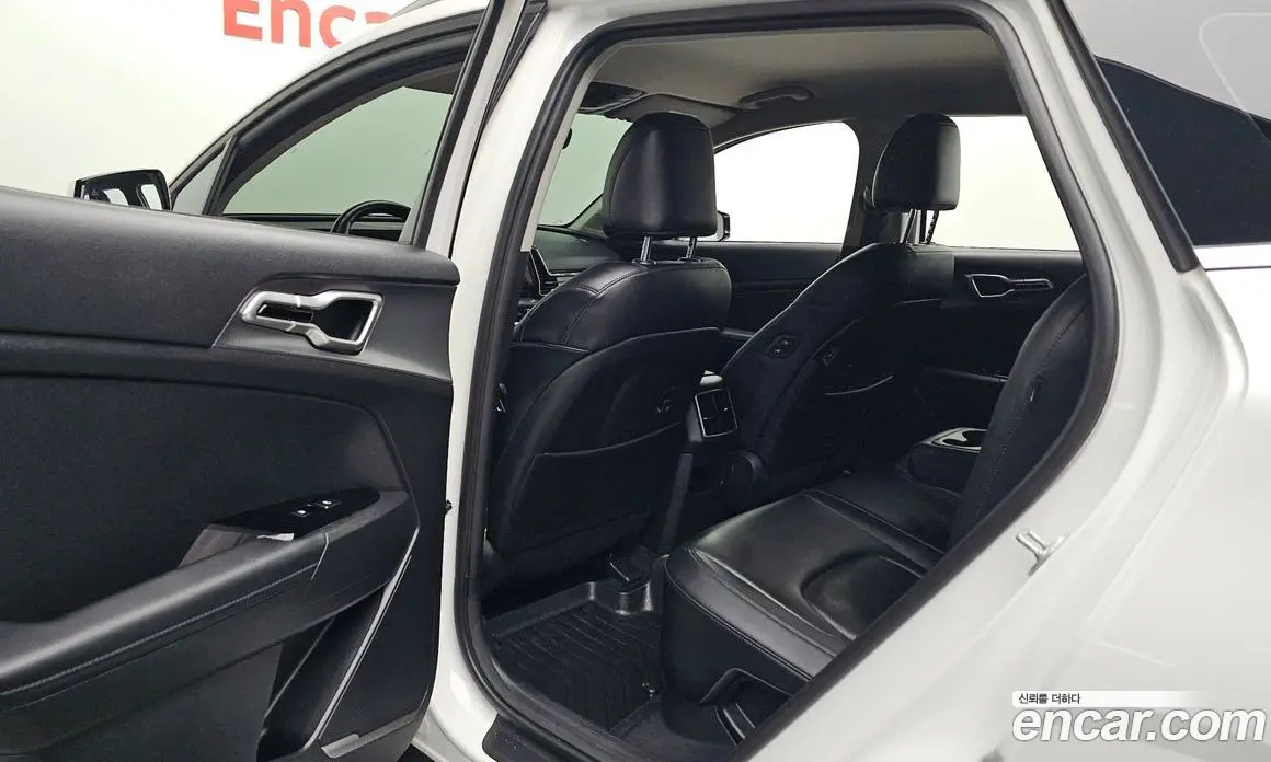 Kia Sportage 2024 1.6 автомат (гидро), фото 17