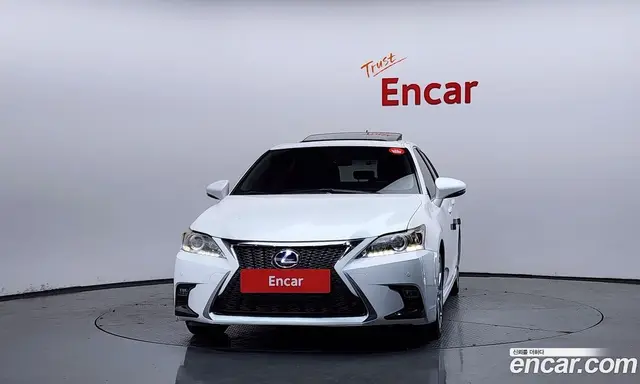 Lexus CT200h 2011 1.8 автомат (гидро), миниатюра 3
