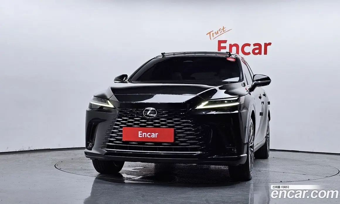Lexus RX 2023 2.5 автомат (гидро), фото 3