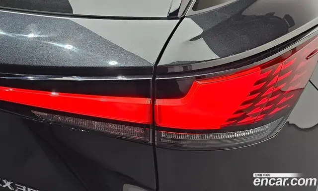 Lexus RX 2023 2.5 автомат (гидро), миниатюра 9