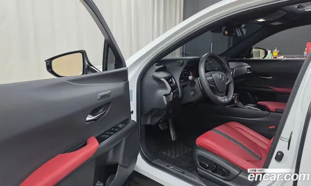 Lexus UX 2023 2.0 автомат (гидро), миниатюра 12