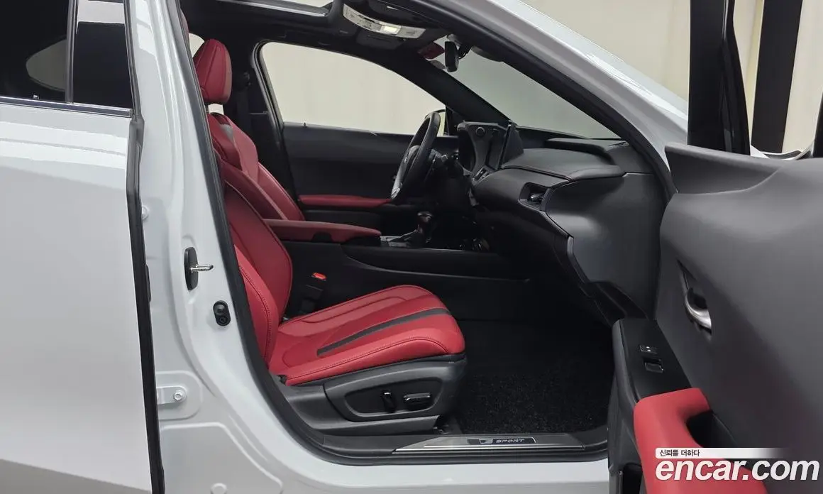 Lexus UX 2023 2.0 автомат (гидро), фото 15
