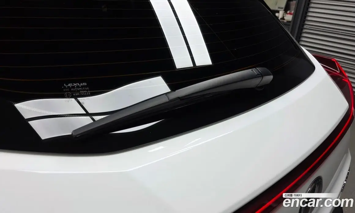 Lexus UX 2023 2.0 автомат (гидро), фото 27