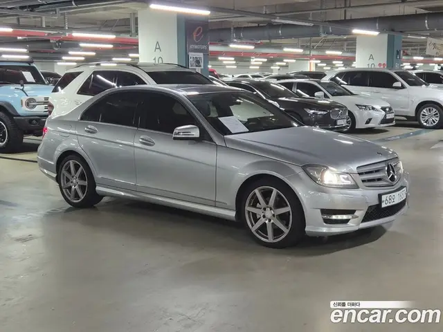 Mercedes-Benz C-Class 2013 1.8 автомат (гидро), миниатюра 2