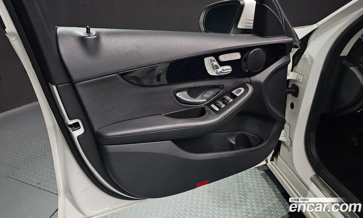 Mercedes-Benz C-Class 2017 1.6 автомат (гидро), фото 14