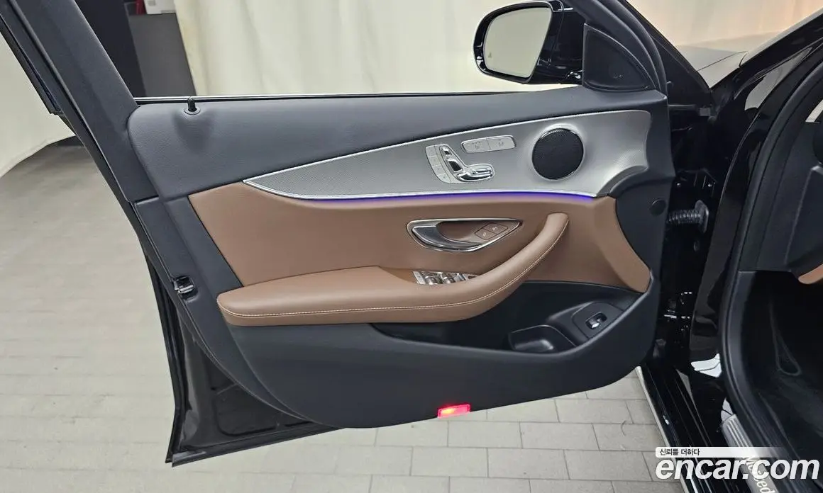 Mercedes-Benz E-Class 2018 2.0 автомат (гидро), фото 13