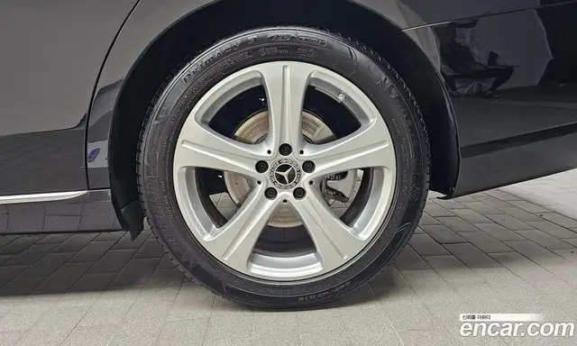 Mercedes-Benz E-Class 2018 2.0 автомат (гидро), миниатюра 6