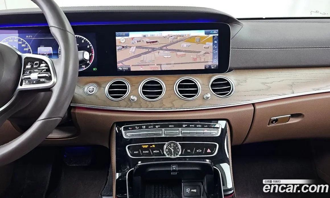 Mercedes-Benz E-Class 2020 2.0 автомат (гидро), фото 20