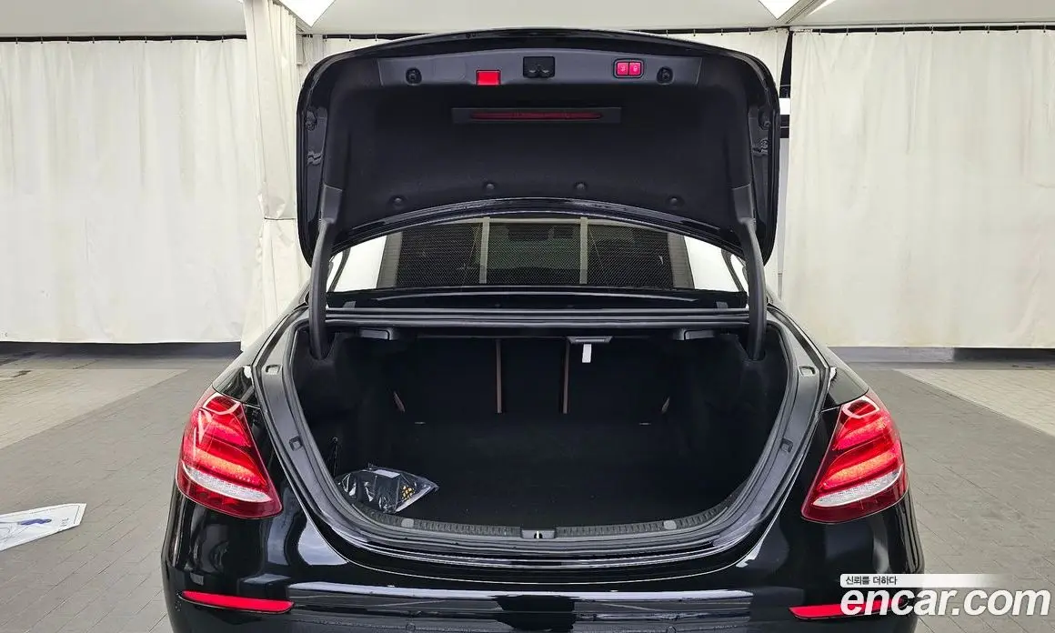 Mercedes-Benz E-Class 2020 2.0 автомат (гидро), фото 26