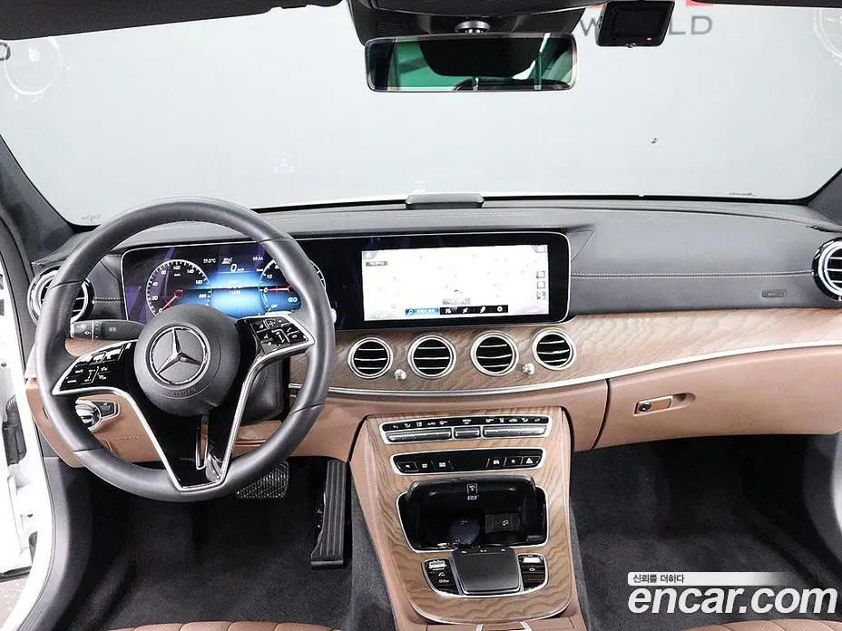 Mercedes-Benz E-Class 2023 2.0 автомат (гидро), фото 13