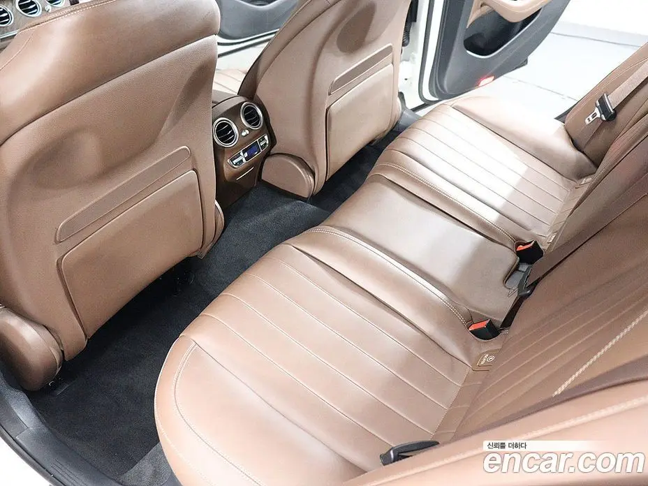 Mercedes-Benz E-Class 2023 2.0 автомат (гидро), фото 15