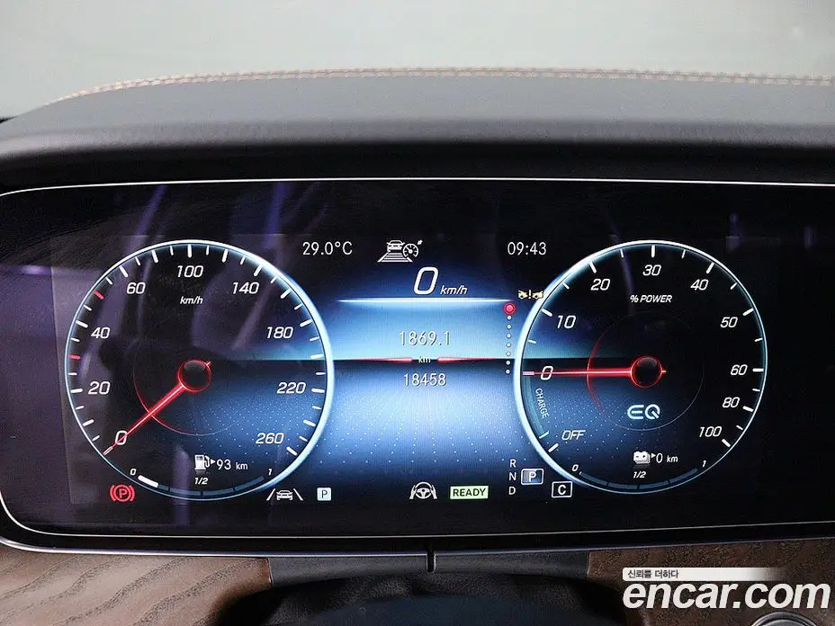 Mercedes-Benz E-Class 2023 2.0 автомат (гидро), фото 6