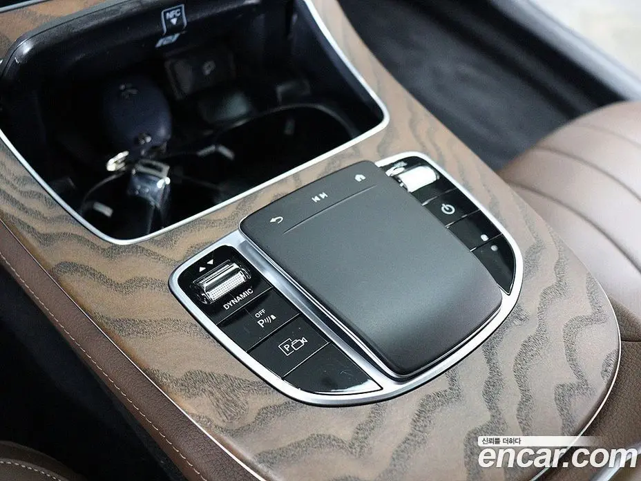 Mercedes-Benz E-Class 2023 2.0 автомат (гидро), фото 9