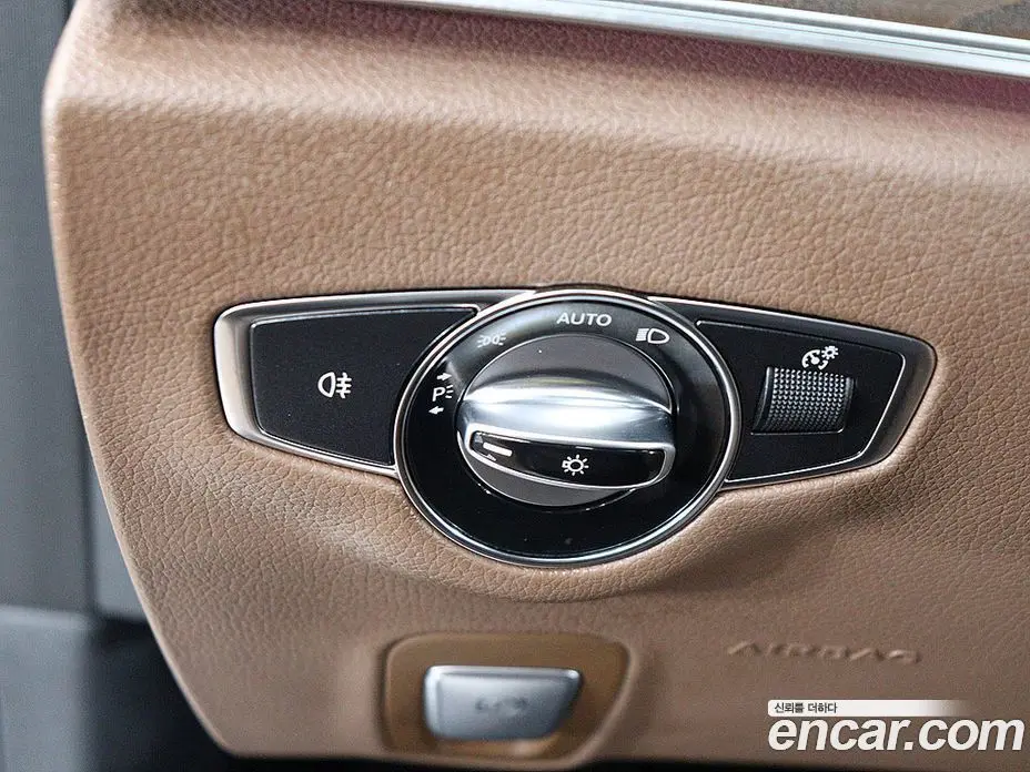 Mercedes-Benz E-Class 2023 2.0 автомат (гидро), фото 10