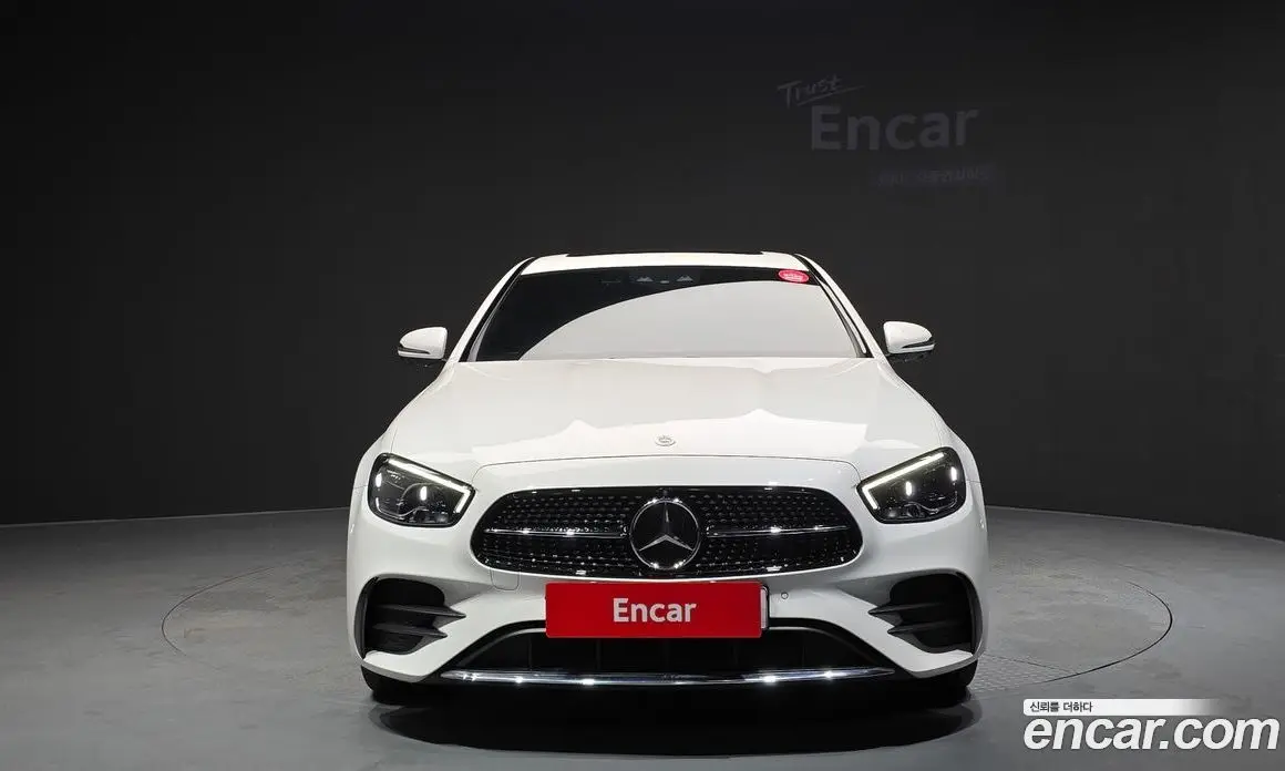 Mercedes-Benz E-Class 2023 1.9 автомат (гидро), фото 3