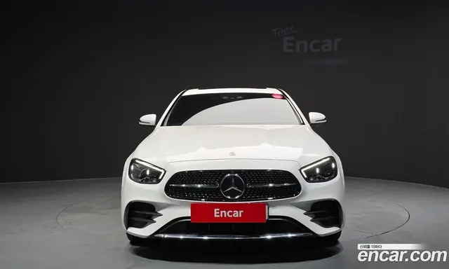 Mercedes-Benz E-Class 2023 1.9 автомат (гидро), миниатюра 3