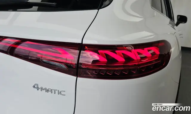 Mercedes-Benz EQS 2024 0.3 автомат (гидро), миниатюра 9