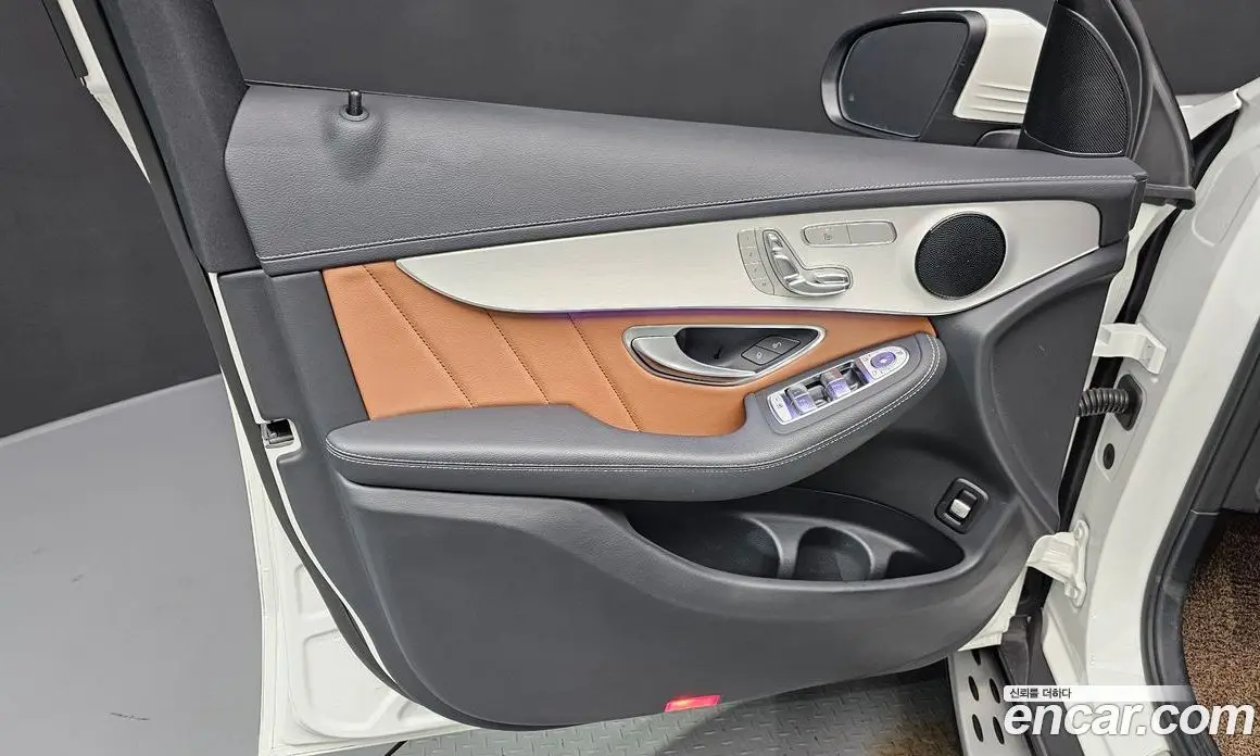 Mercedes-Benz GLC-Class 2023 1.9 автомат (гидро), фото 14