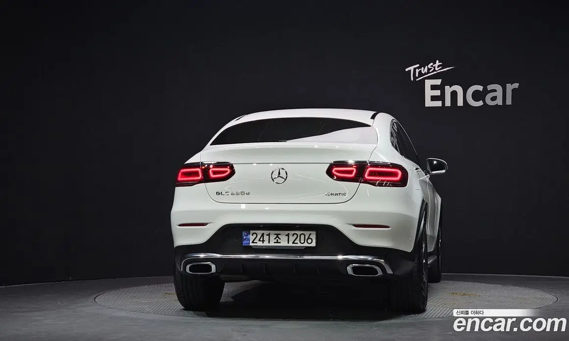 Mercedes-Benz GLC-Class 2023 1.9 автомат (гидро), фото 4