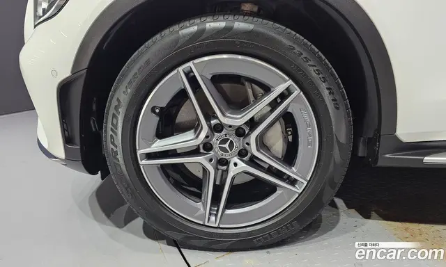 Mercedes-Benz GLC-Class 2023 1.9 автомат (гидро), миниатюра 5