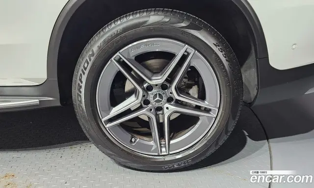 Mercedes-Benz GLC-Class 2023 1.9 автомат (гидро), миниатюра 7
