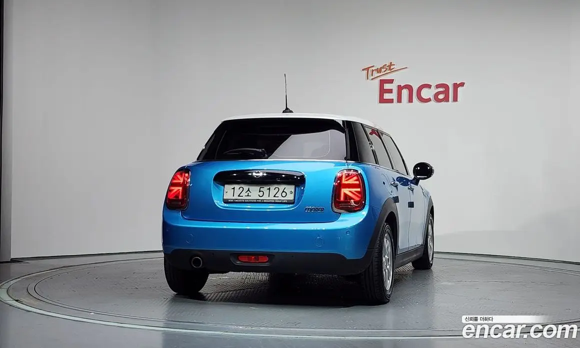 Mini Cooper 2019 1.5 автомат (гидро), фото 4