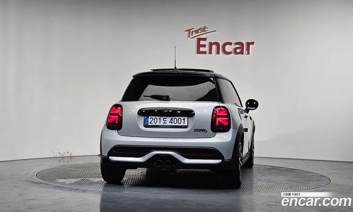 Mini Cooper 2021 2.0 автомат (гидро), фото 4