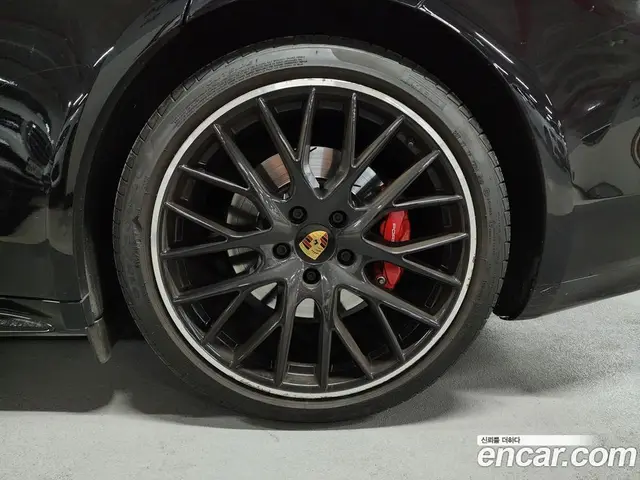 Porsche Panamera 2020 4.0 автомат (гидро), миниатюра 5