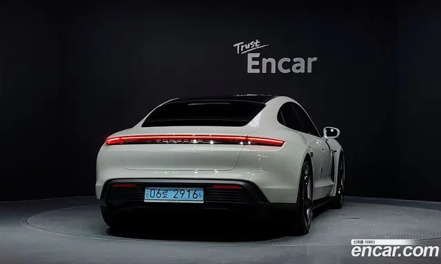 Porsche Taycan 2024 0.1 автомат (гидро), миниатюра 4