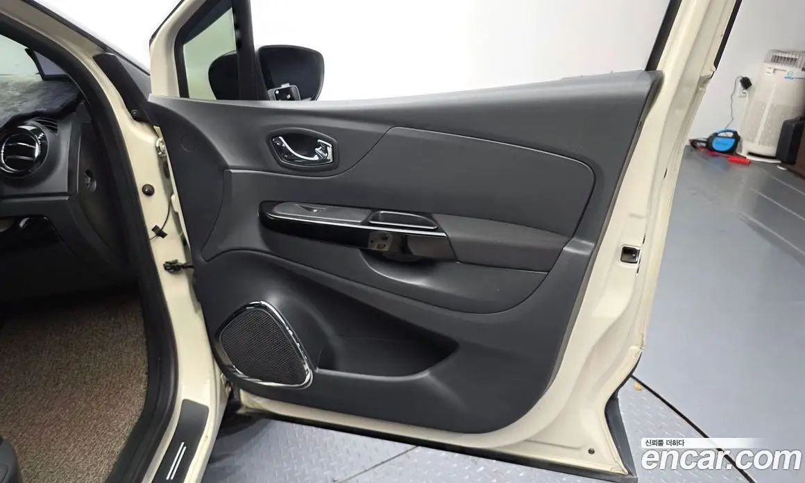 Renault (Samsung) QM3 2015 1.5 автомат (гидро), фото 14