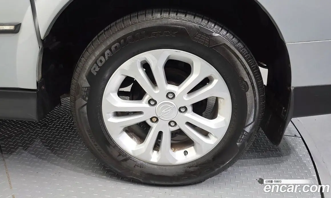SsangYong Korando 2015 2.0 автомат (гидро), фото 5