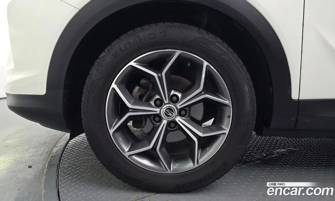 SsangYong Korando 2019 1.6 автомат (гидро), фото 5