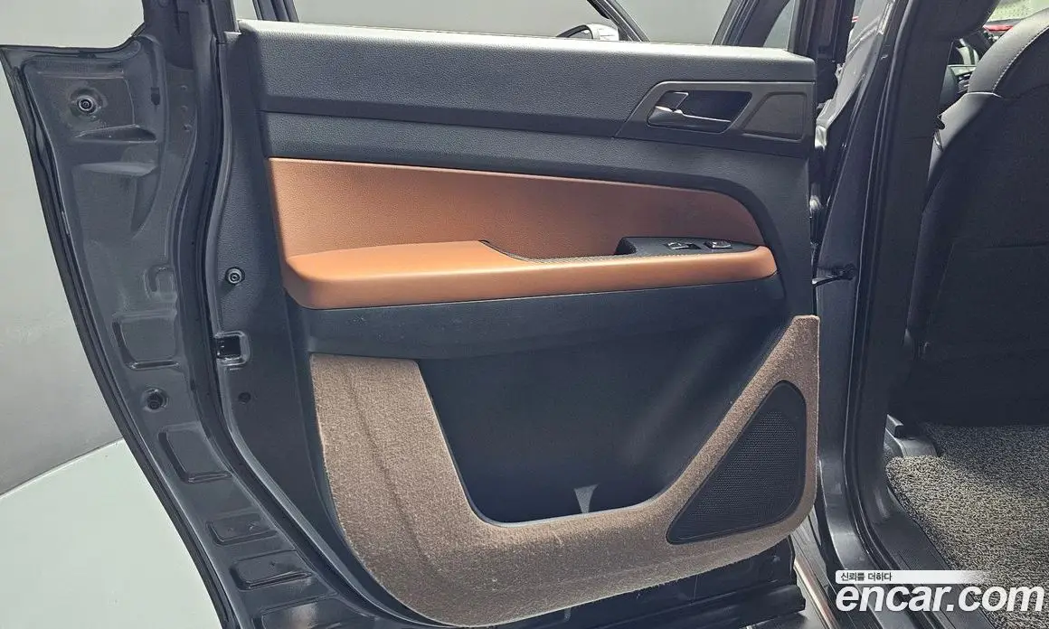 SsangYong Rexton 2019 2.2 автомат (гидро), фото 15