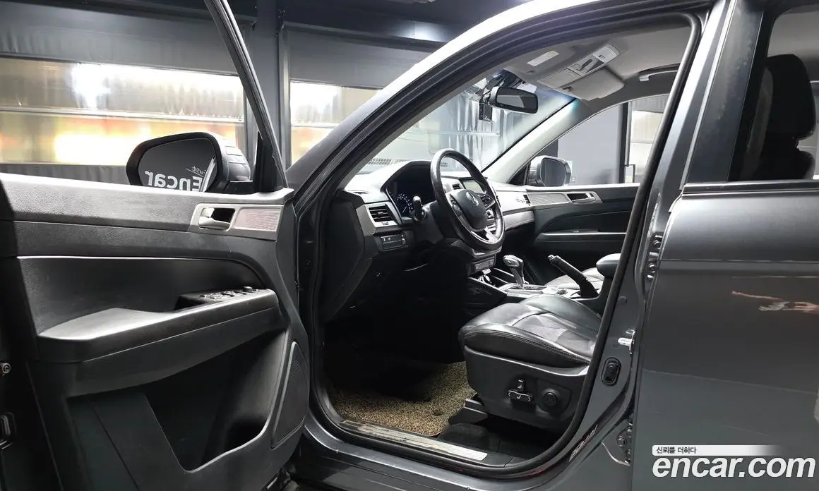 SsangYong Rexton 2019 2.2 автомат (гидро), фото 13