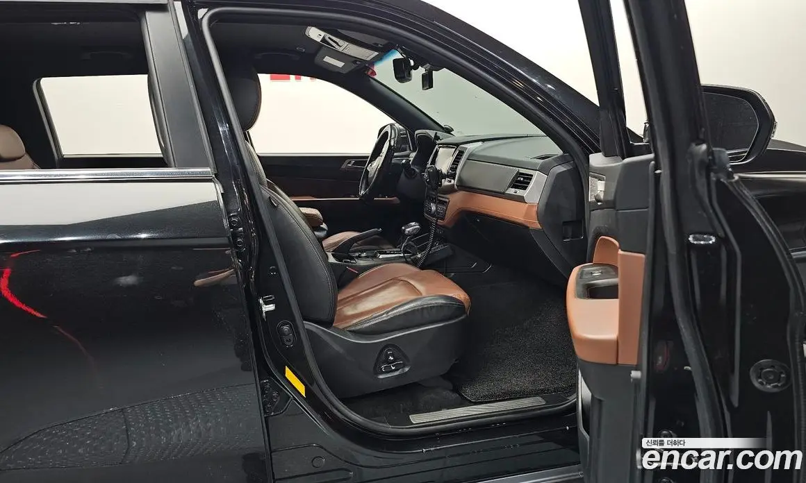 SsangYong Rexton 2019 2.2 автомат (гидро), фото 16