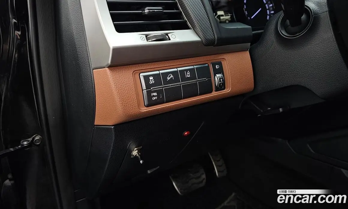 SsangYong Rexton 2019 2.2 автомат (гидро), фото 27