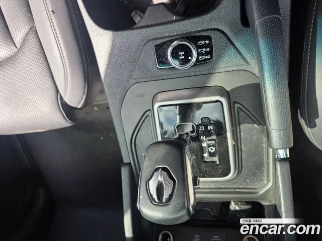 SsangYong Rexton 2019 2.2 автомат (гидро), миниатюра 12