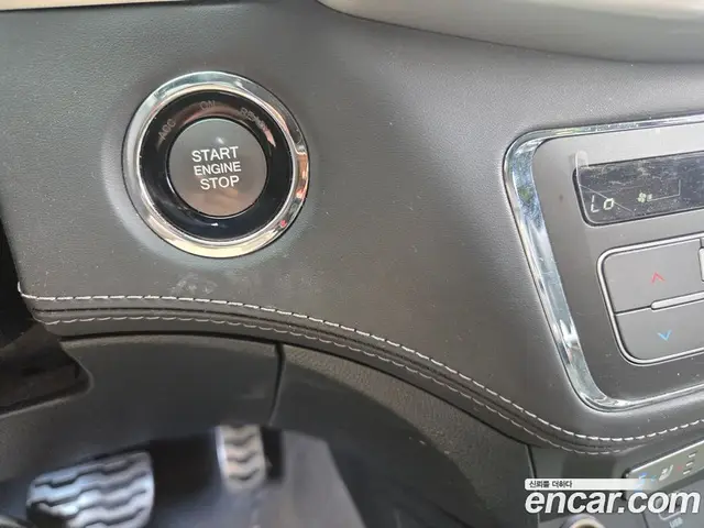 SsangYong Rexton 2019 2.2 автомат (гидро), миниатюра 10