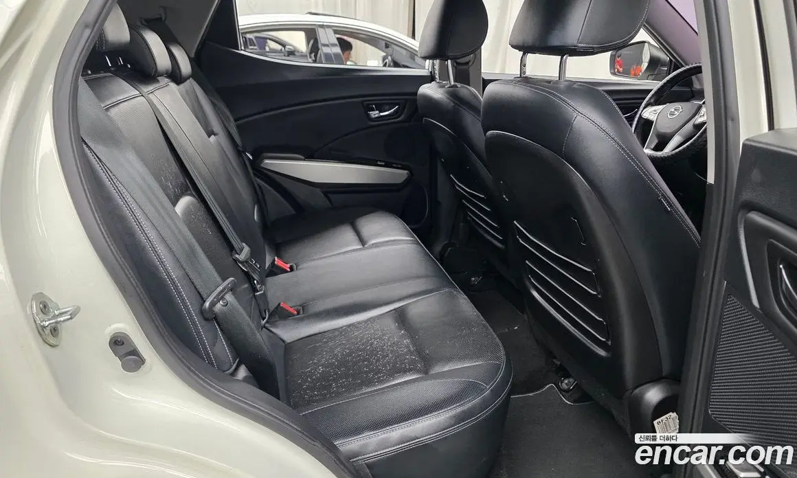 SsangYong TIBOLI 2015 1.6 автомат (гидро), фото 11