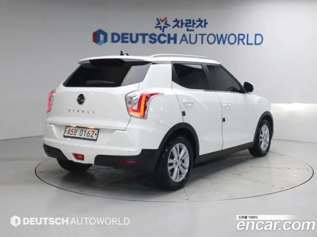 SsangYong TIBOLI 2016 1.6 автомат (гидро), миниатюра 2