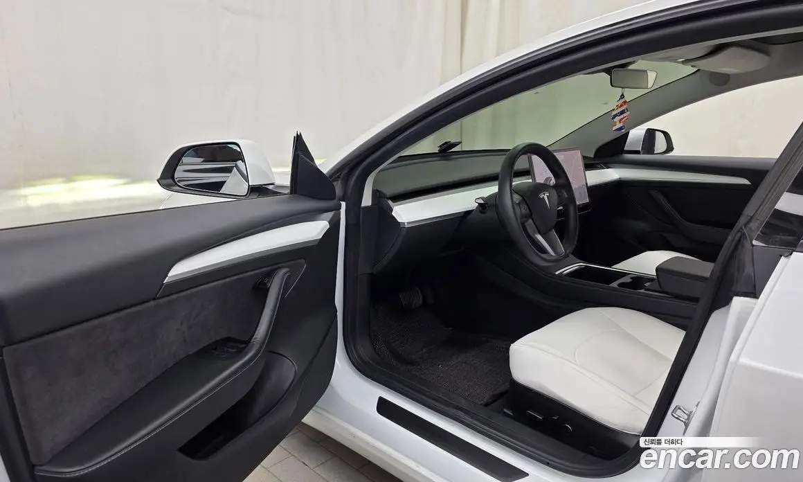 Tesla Model 3 2022 0.2 автомат (гидро), фото 13