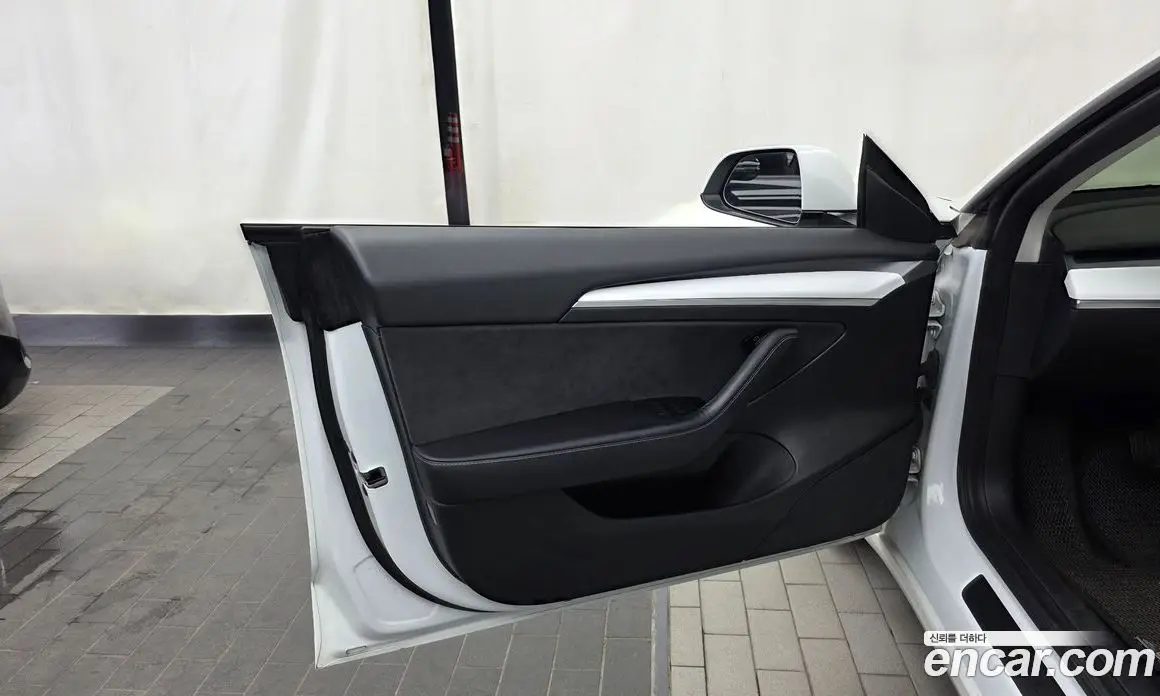 Tesla Model 3 2022 0.2 автомат (гидро), фото 14