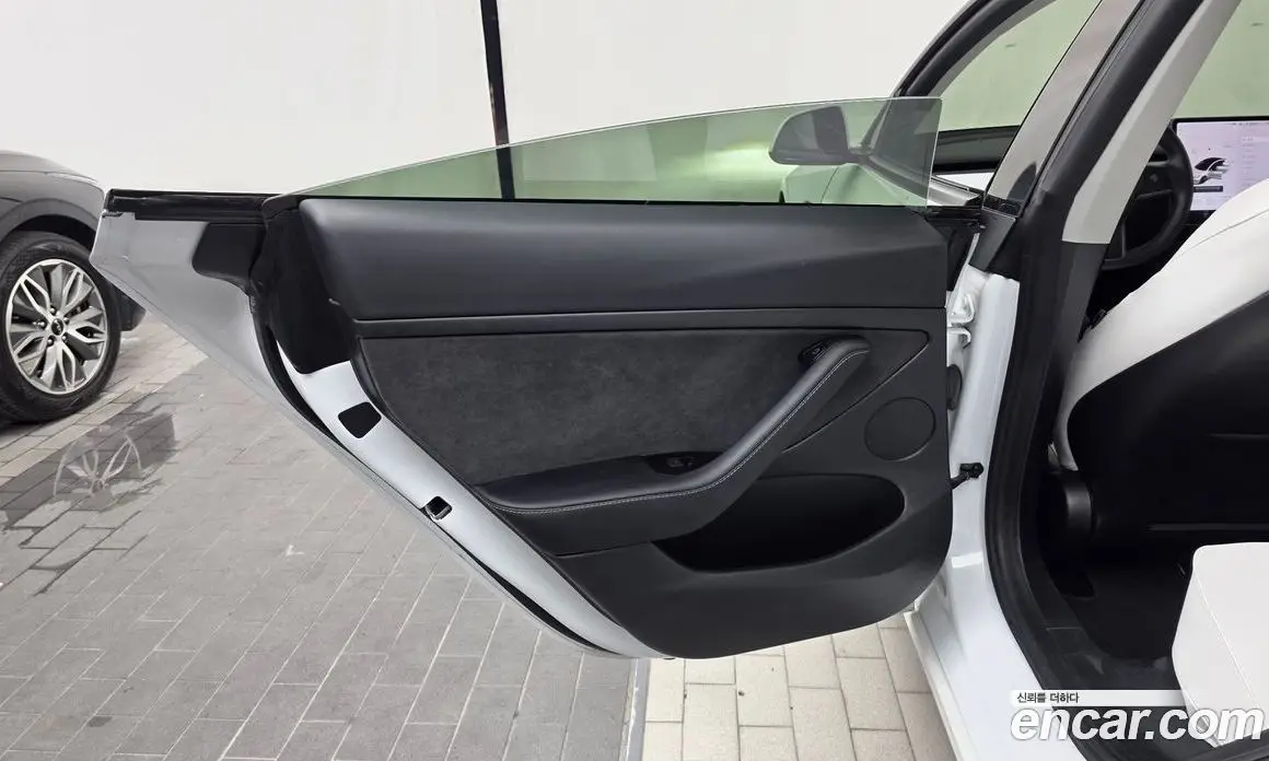 Tesla Model 3 2022 0.2 автомат (гидро), фото 15