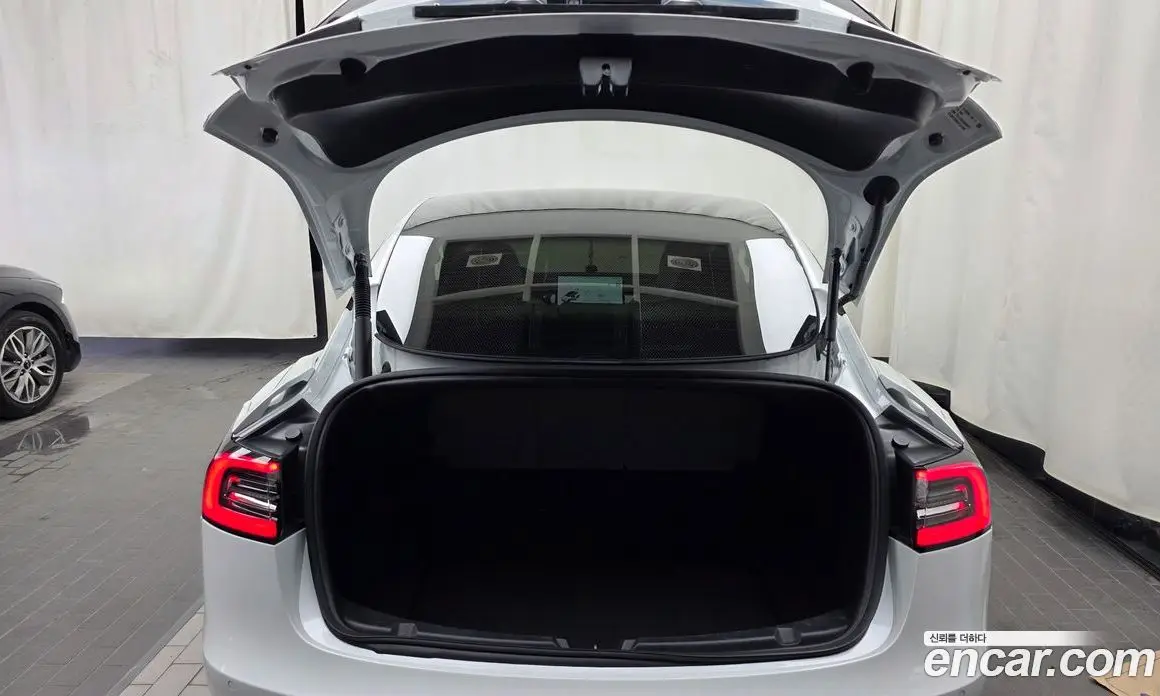Tesla Model 3 2022 0.2 автомат (гидро), фото 26