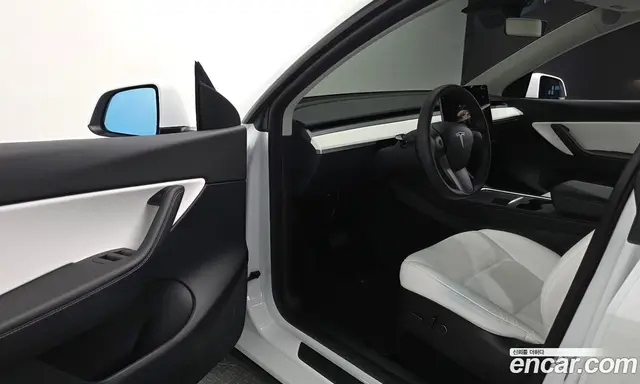 Tesla Model Y 2022 0.2 автомат (гидро), миниатюра 12