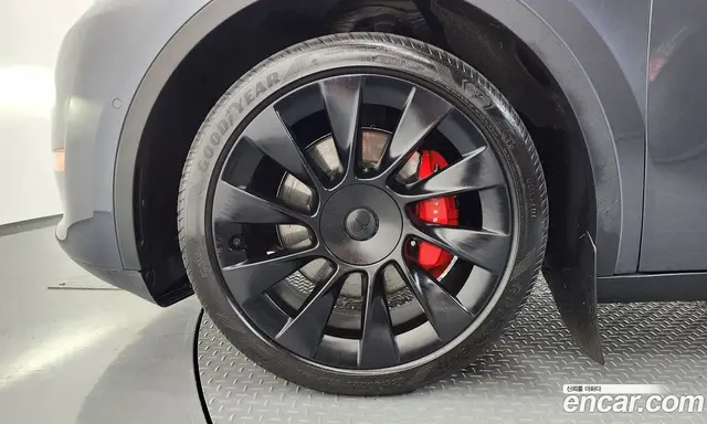 Tesla Model Y 2022 0.2 автомат (гидро), миниатюра 5
